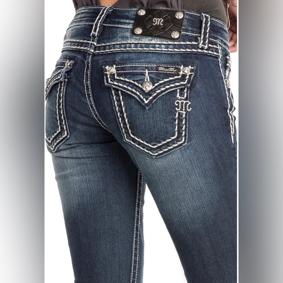 Miss Me Loose Saddle Stitch Border Skinny Jeans. Sizes: 27 & 28 - Picture 4 of 14
